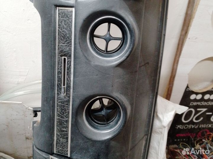 Панель, торпеда Mercedes Benz W123