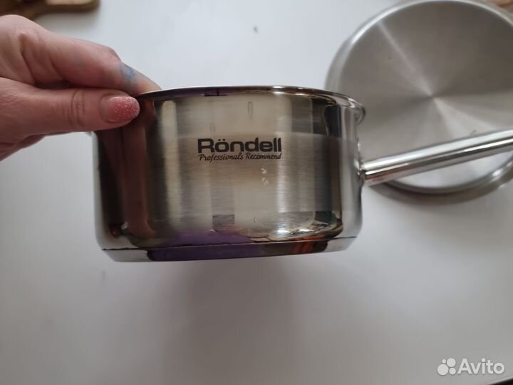 Ковш с крышкой из нержавейки