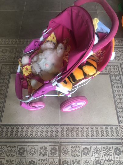 Коляска кукольная