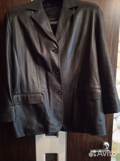Кожаный пиджак мужской р-р 44