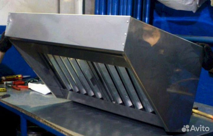 Вытяжка, вентиляционный зонт