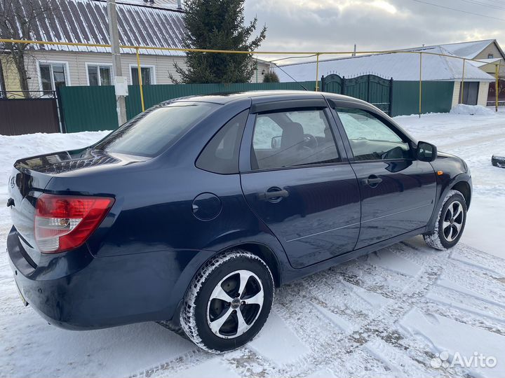 LADA Granta 1.6 МТ, 2012, 178 000 км