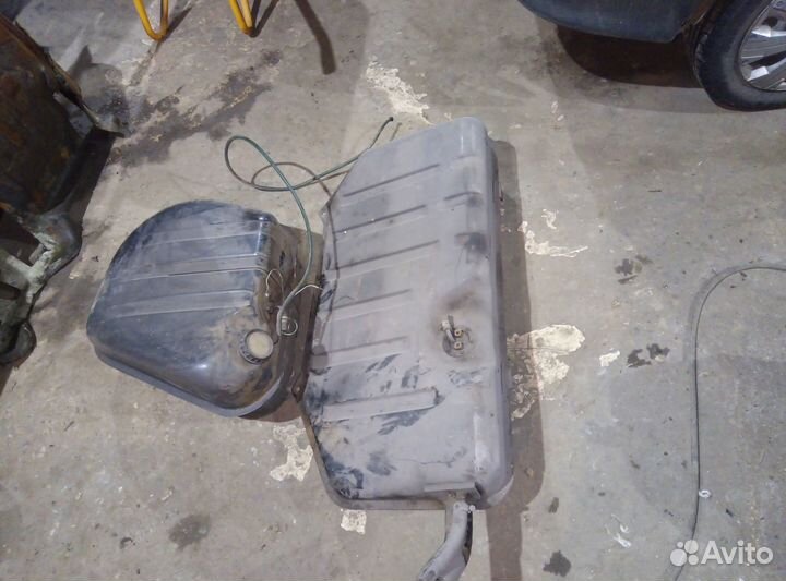 Бензобак (инжектор) для ваз 2107, 2110, 2114, 2121