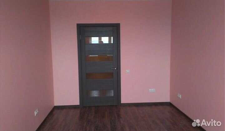 Покраска стен и потолков