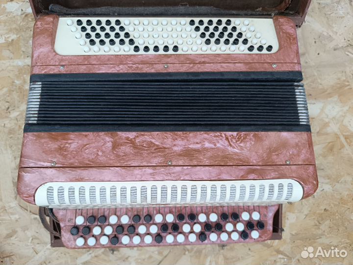 Гармонь, баян