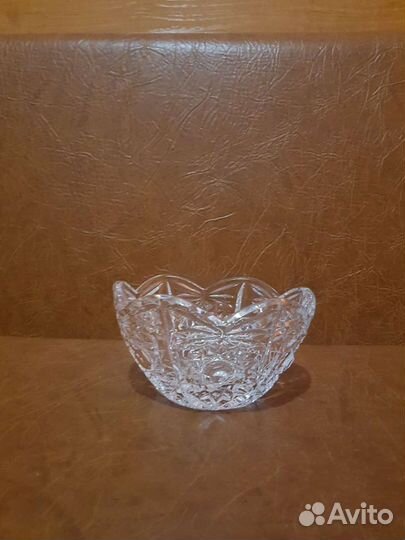 Конфетница хрустальная