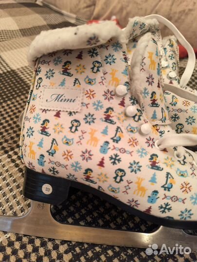 Коньки фигурные 33