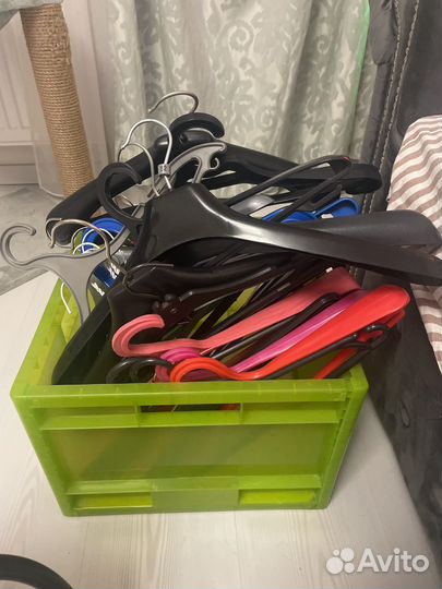 Вешалки плечики