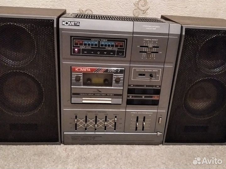 Музыкальный центр