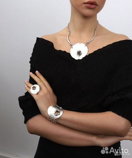 Колье Пробитое серьги и кольца с посеребрением