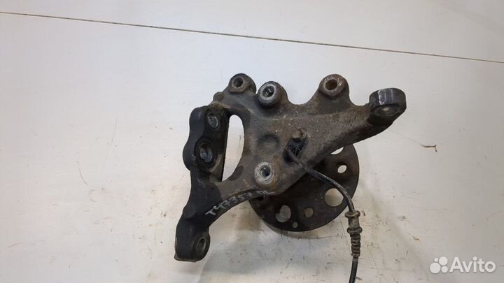 Ступица (кулак, цапфа) левая передняя Mercedes E-Coupe C207 2009