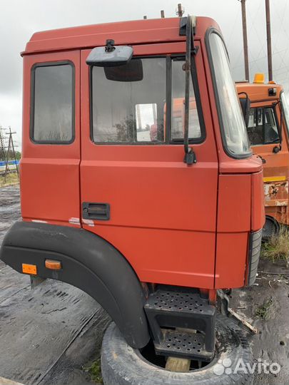 Кабина урал 63685