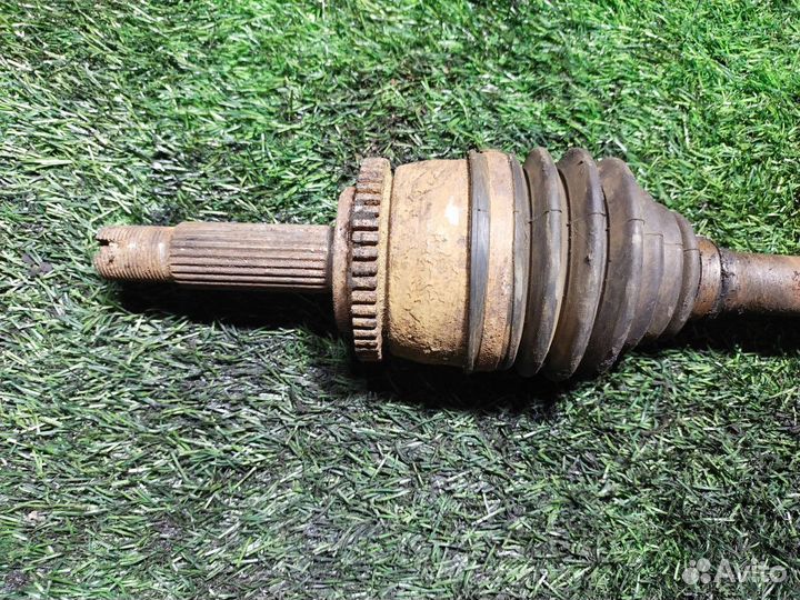 Полуось передняя левая Kia Rio 3 UB