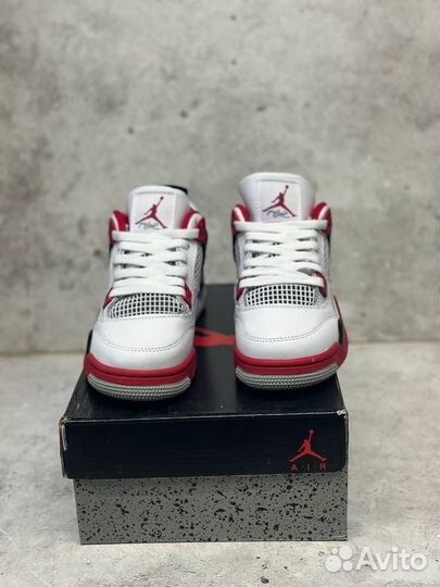 Кроссовки Nike Air Jordan 4