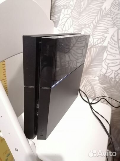 Sony PS4 (563)