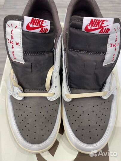 Nike Air jordan 1 low x travis scott Reverse Mocha