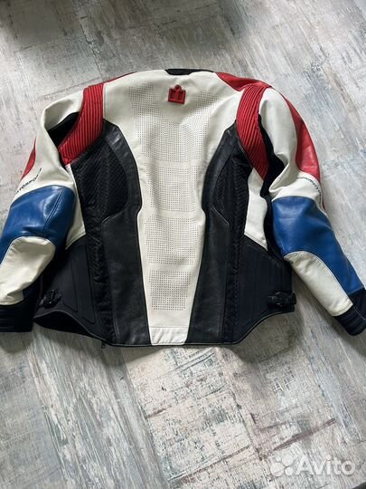 Мотокуртка icon