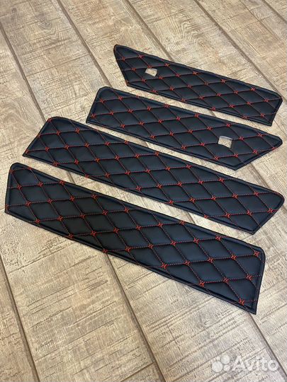 Накладки самоклеящиеся на обивку дверей Нива Ваз