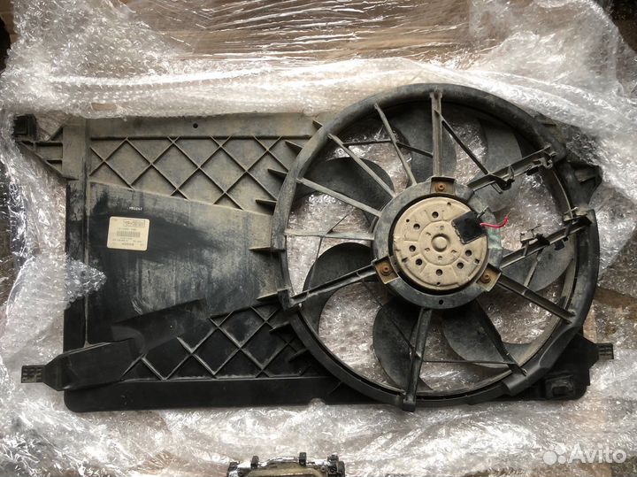 Вентилятор охлаждения ford focus 2 2.0
