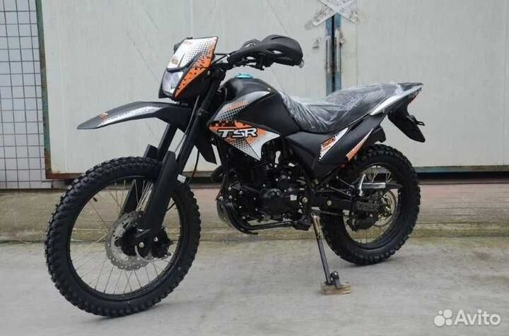 Мотоцикл Cross interceptor