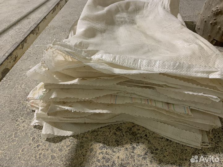 Мешки продам оптом от 100 шт. 8р