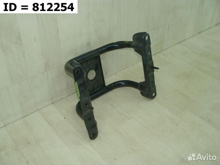 Кронштейн запасного колеса Ford Ecosport 2