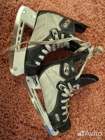 Хоккейные коньки bauer