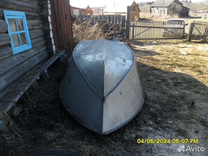 Моторная лодка