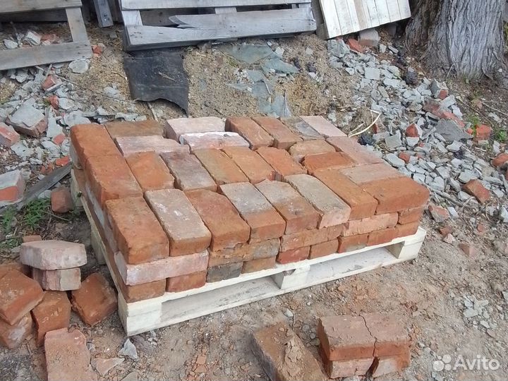 Кирпич бу