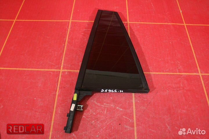 Стекло заднее лев (треугольное) Skoda Kodiaq (16)