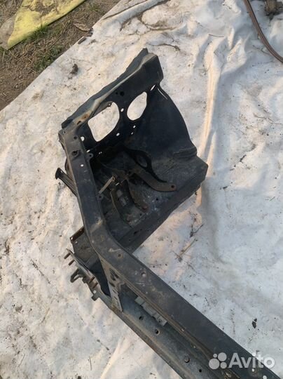 Рамка кузова (телевизор) subaru legacy BH5 4