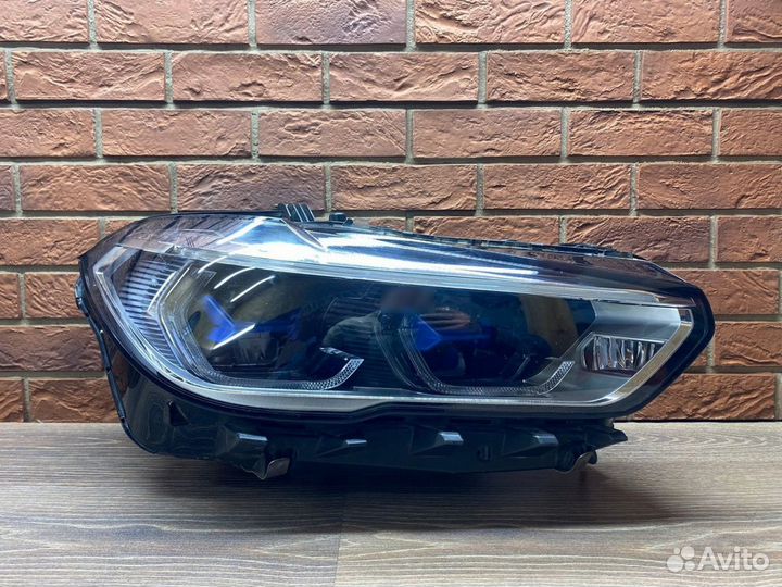 Фара правая BMW X5