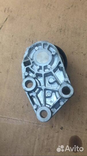 Ролик натяжителя приводного ремня Chevrolet cruze