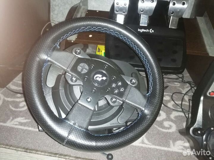 Игровой руль Thrustmaster T300