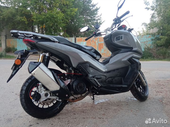 Продам Макси-скутер Jet180 (копия honda pcx150)