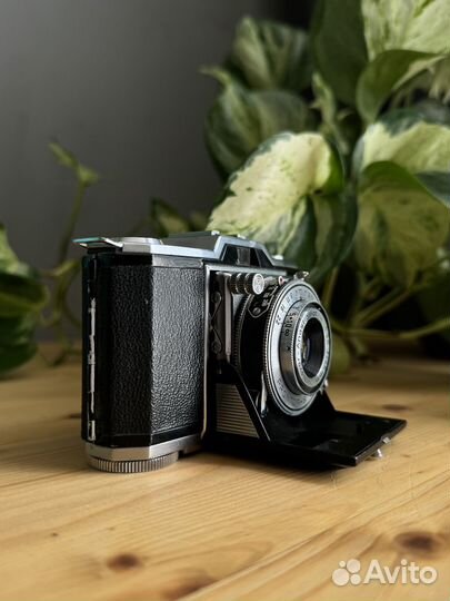 Фотоаппарат Zeiss Ikon Ikonta 35 (522/24)