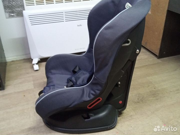Автомобильное детское кресло от 0 до 18 кг