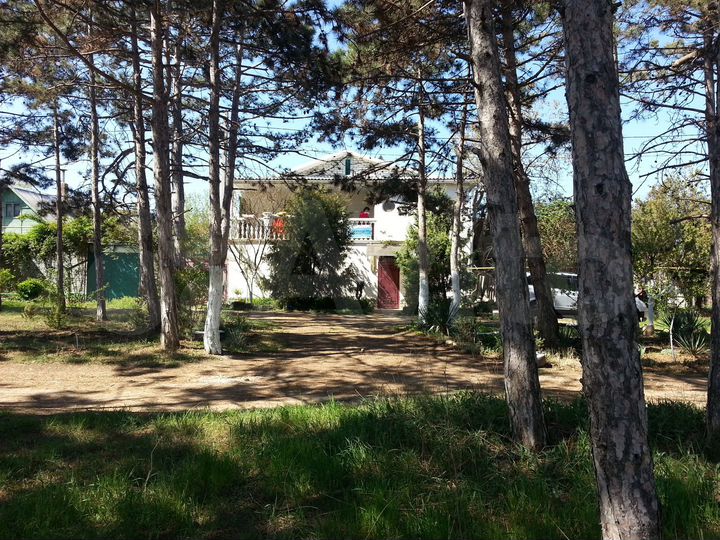 Комната 16 м² в 7-к., 2/2 эт.