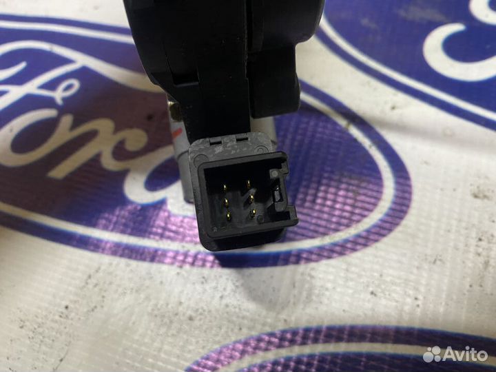 Стеклоподъемник передний левый Mazda 3 BK