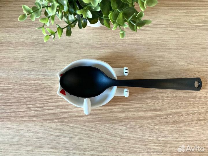 Подставка под ложку