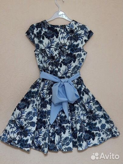 Платье для девочки 140 нарядное