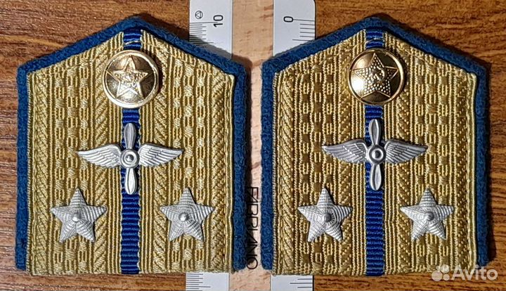 Детские, очень короткие погоны войск ркка