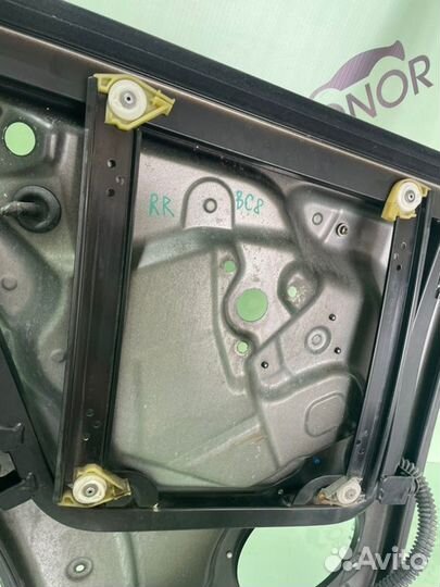 Рамка двери задняя правая Volkswagen Touareg 7L