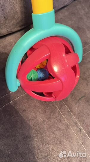 Детская каталка с ручкой