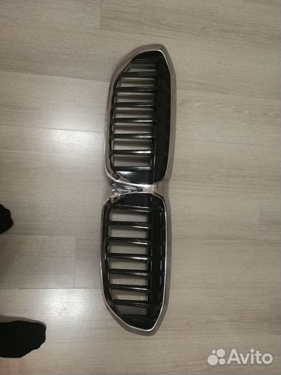 Решетка радиатора G20 оригинал