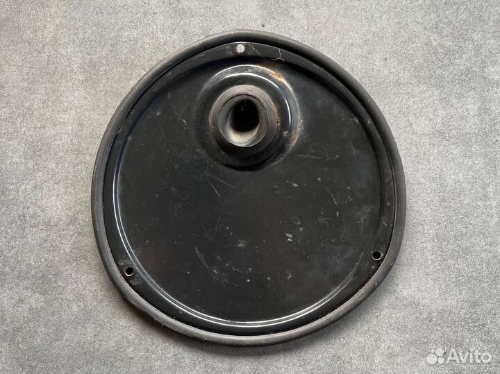 Крышка бака audi a6 100 c4