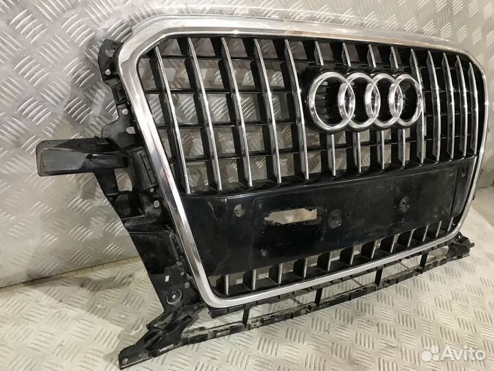 Решетка радиатора Audi Q5 I после рестайла S-Line