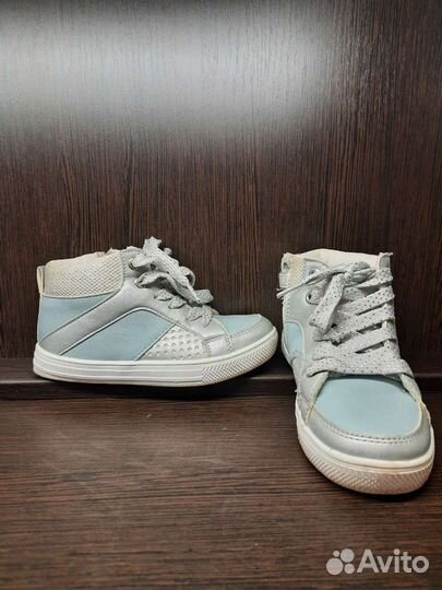 Детская обувь