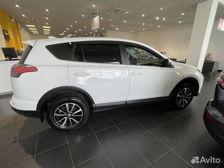 Toyota RAV4 2.0 CVT, 2017, 150 800 км