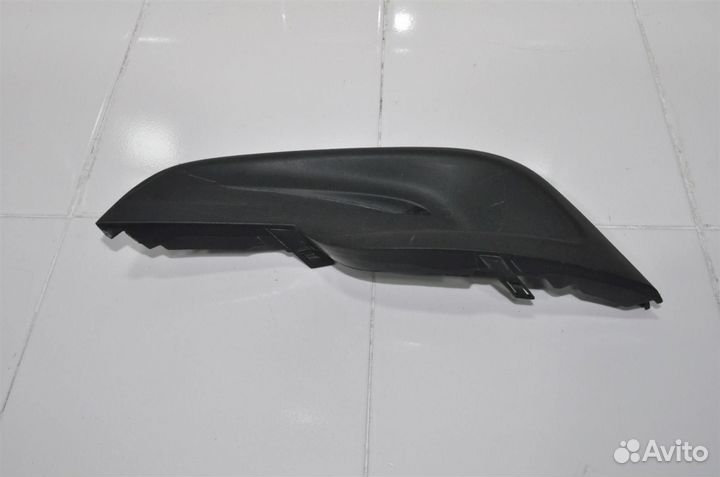 Накладка бампера передняя правая Nissan Altima L33